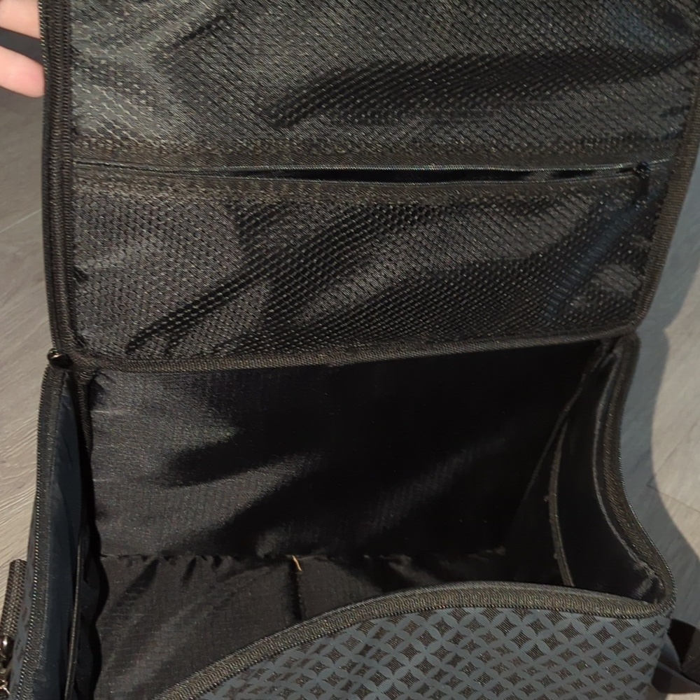 Premier Heavy Duty Nice Travel Bag - Picture 6 of 7